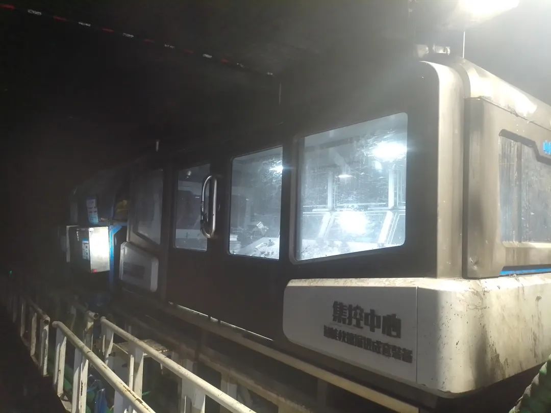 1706944400105290.jpg 4.jpg